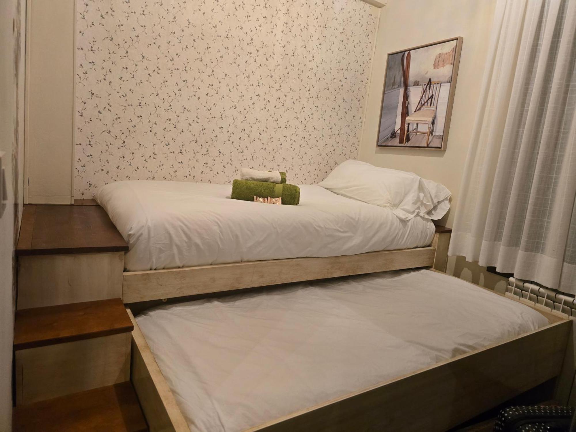 Un Encanto De Duplex Jaca Luaran gambar
